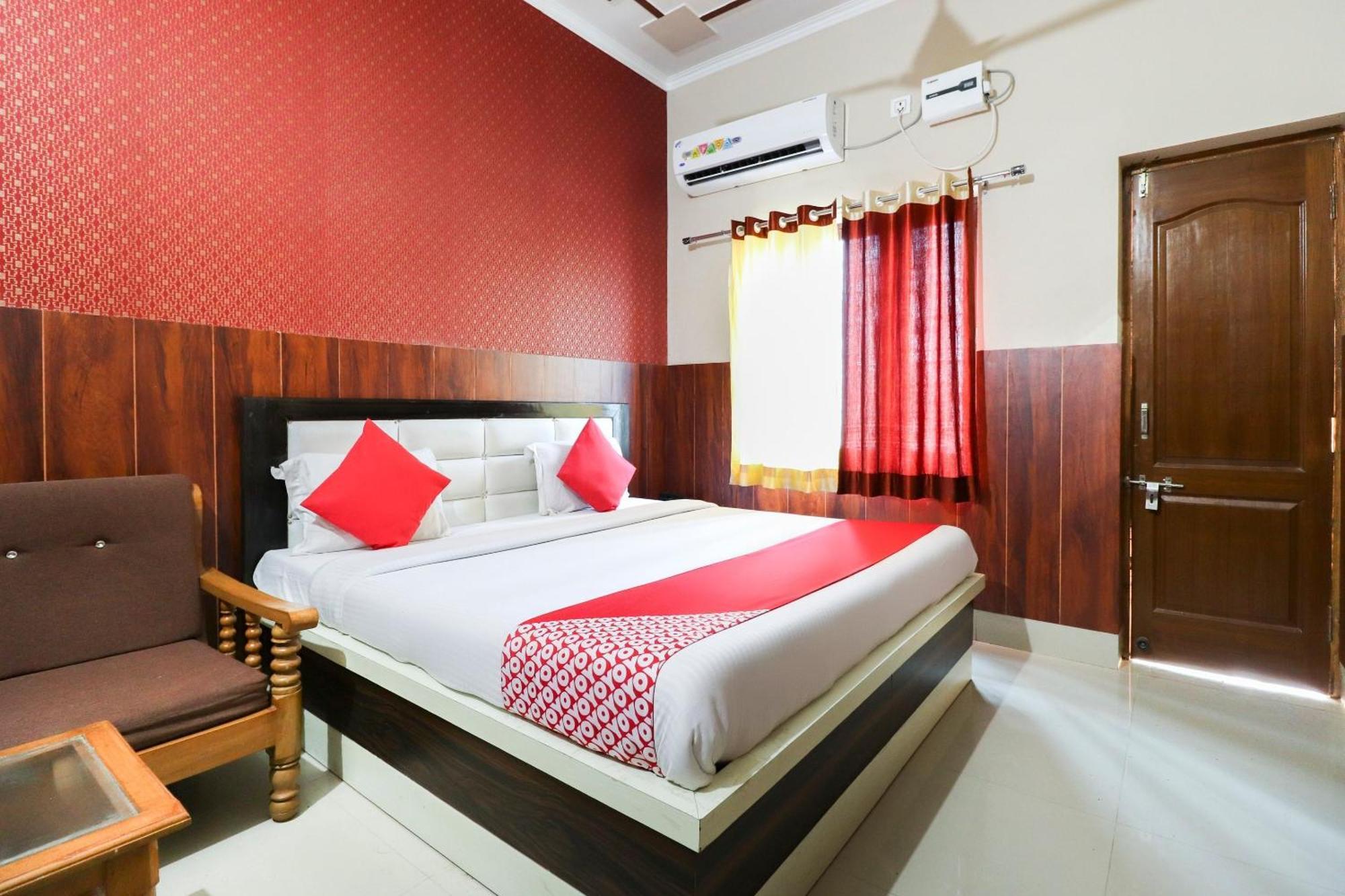 OYO 35382 Hotel Moon Light Roorkee Buitenkant foto