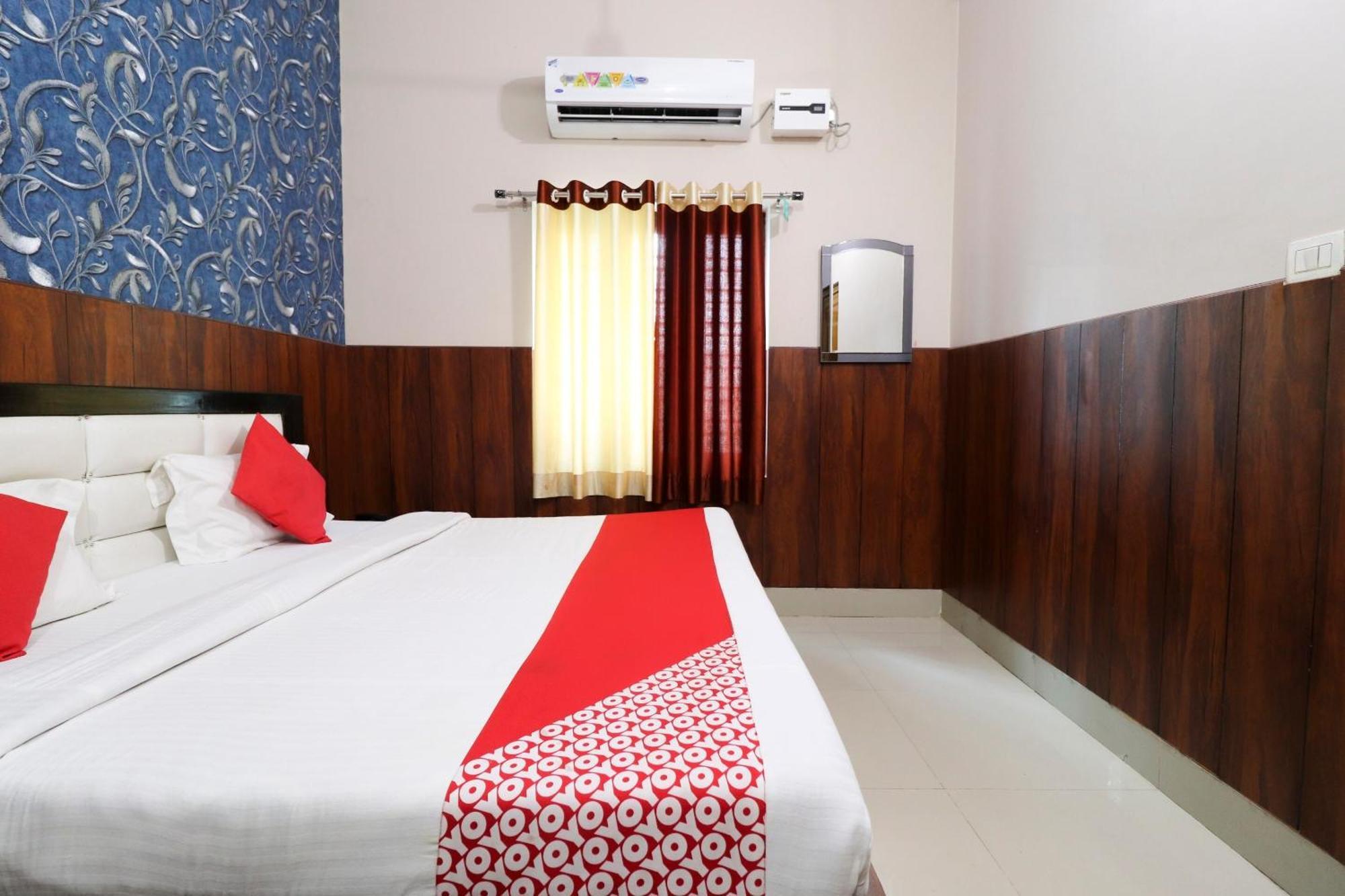 OYO 35382 Hotel Moon Light Roorkee Buitenkant foto