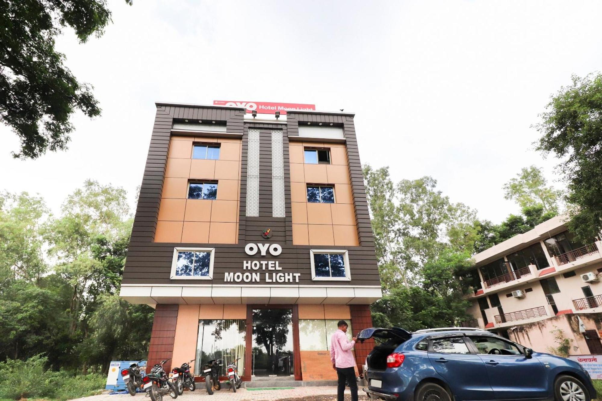 OYO 35382 Hotel Moon Light Roorkee Buitenkant foto